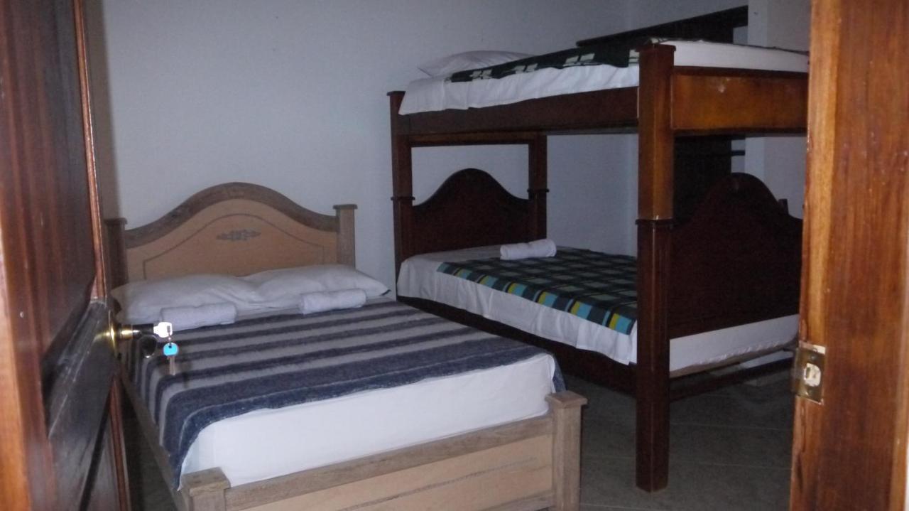Hostal Naty Luna Jardín Εξωτερικό φωτογραφία