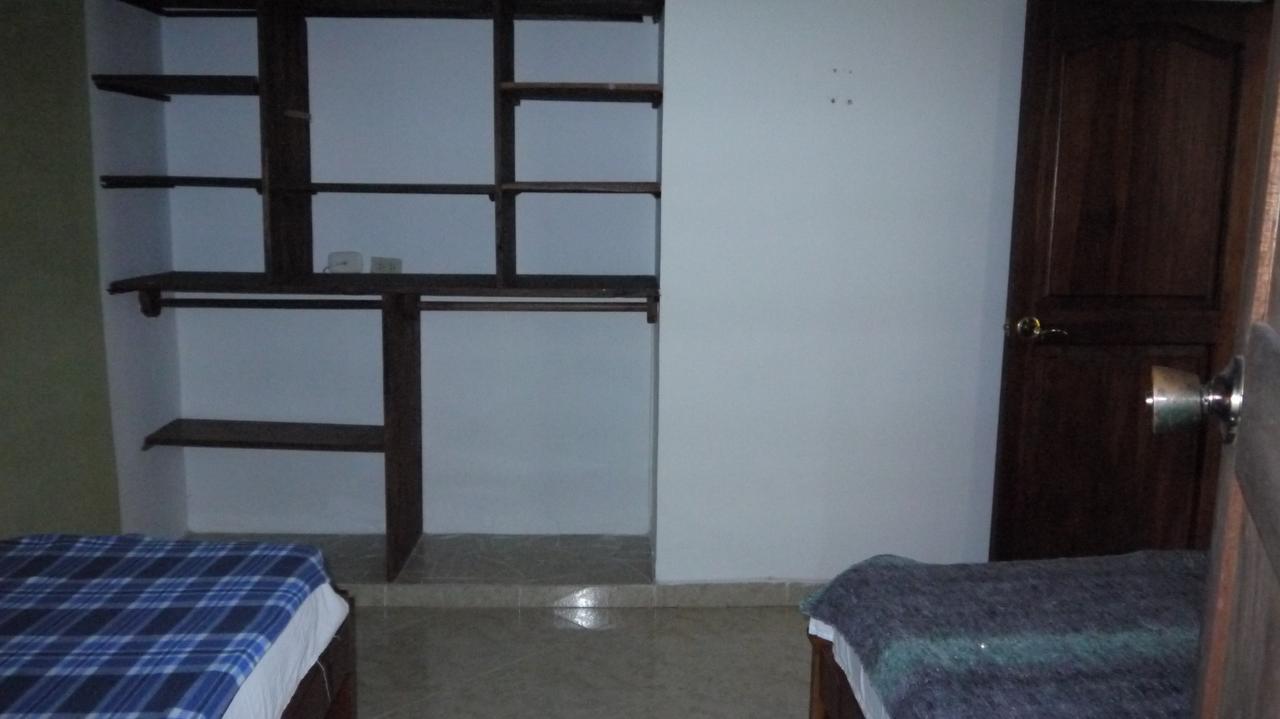 Hostal Naty Luna Jardín Εξωτερικό φωτογραφία